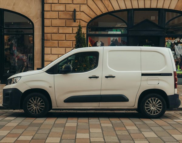 Location utilitaire aller simple : déménagement sans souci !